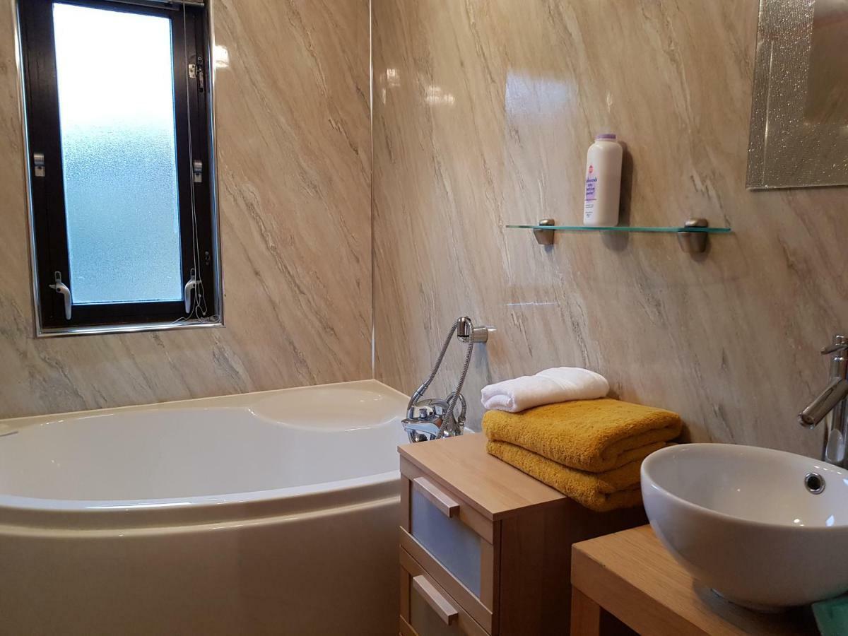 Loch Ness And Highlands Holiday Home Bearnock Экстерьер фото